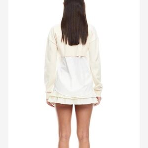 Lioness Academy Shirt Size L